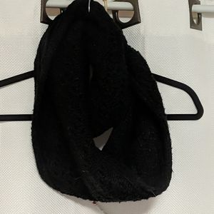 5 SCARVES FOR $40